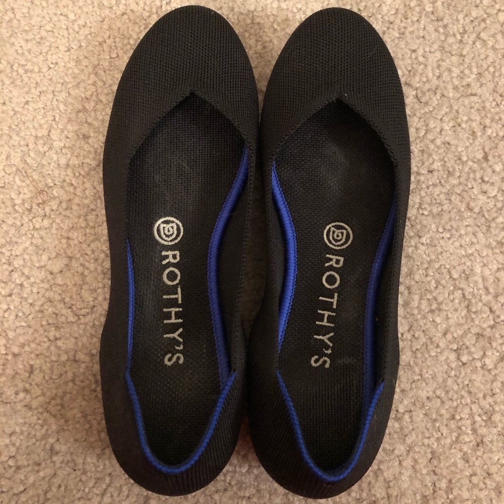 Rothy’s Black flat size 8